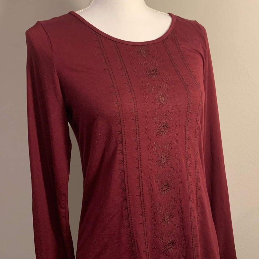 Skies are Blue long sleeve blouse w/embroidery